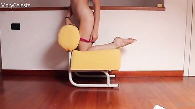 Joi fetish - Ascolta la tua padrona e guardala masturbarsi per te