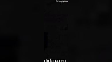 Splendida esibizionista italiana