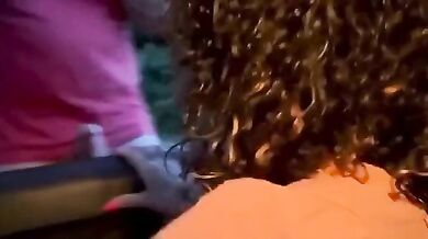 E se succhiassi il czzo anche al guardone ti ecciterebbe?