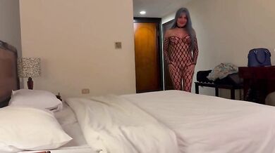 Sesso con Milf in vacanza (Dialoghi italiani)