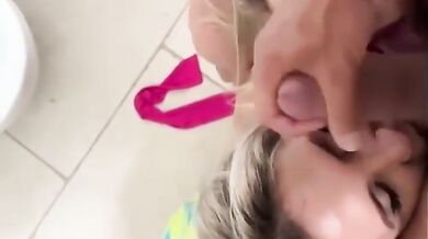 Pompino di due amiche italiane troie