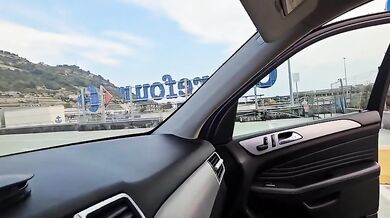 Milf italiana scopata nel parcheggio del supermercato