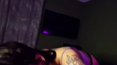 Blue Butterfly scopata con venuta sulle belle tettone OF