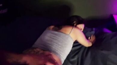 Blue Butterfly scopata con venuta sulle belle tettone OF