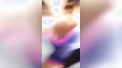 Ragazzo italiano gay fa un pompino a travestito