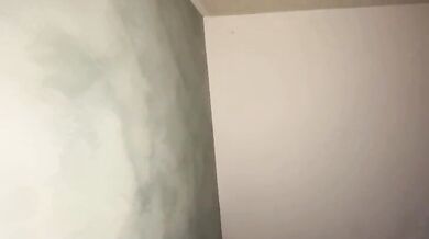 Mamma italiana fa sesso con amico di suo figlio e ingoia il suo sperma