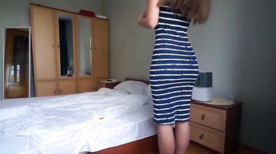 Matrigna fica fa una sega e scopa col suo figliastro