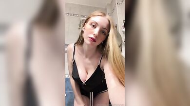 SOf1 tettona italiana social