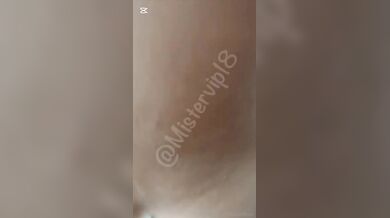 Teen italiana scopata da due amici