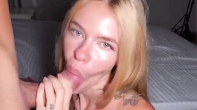 Teen bionda scopata dal cazzone di Joe di Marco