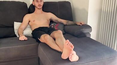 Spremuta di cazzo al vicino di casa