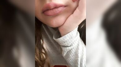 Camgirl italiana tettona in live