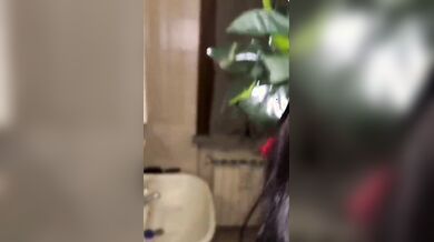 Festeggia la laurea facendo un pompino al suo ragazzo