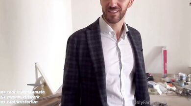 Il primo threesome con fidanzata bionda tettona