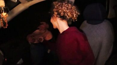 Carsex moglie italiana sega sconosciuto davanti a suo marito