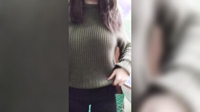 Morettina italiana con enormi tette naturali