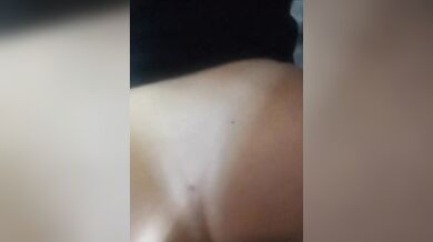 Moglie culona montata a pecora