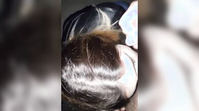 Lo succhia e ingoia lo sperma