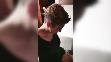 Guarda cornuto come mi entra bene nella fica