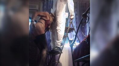 Zia troia spompina suo nipote imbianchino