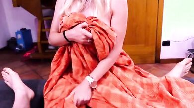 Comincia a piacermi prenderlo tutto nel culo