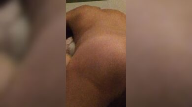 Mi sego guardando mia moglie scopare con un altro