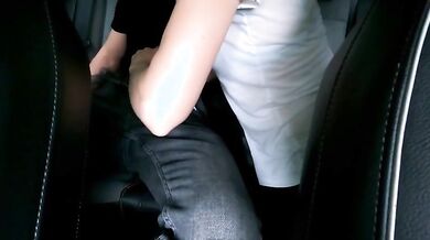 Moglie si scopa l'autostoppista