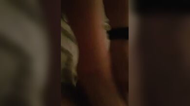 Footjob amatoriale fidanzata italiana fica