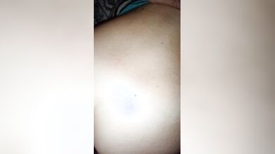 Moglie gode nel culo a novanta