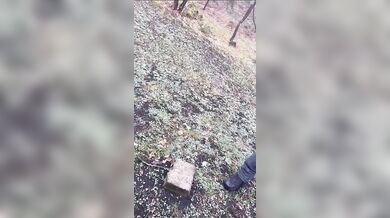 Italiana sega voyeur nel bosco