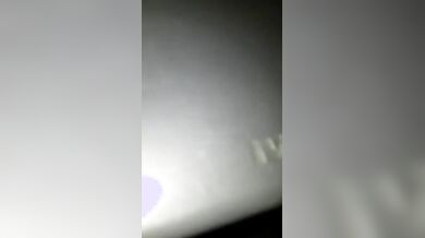 Bocchino e sesso in macchina con fidanzata bionda