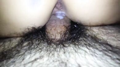 Moglie riempita a smorzacandela