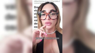 Risposta dela pornostar Sar4