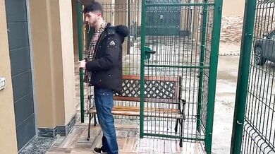 Milf sposata scopa con ragazzo giovane con grosso cazzo