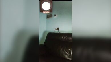 La rossa si masturba in live