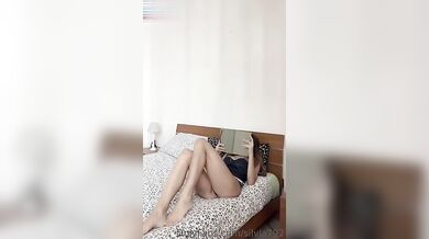 Strip ragazza social italiana spettacolare