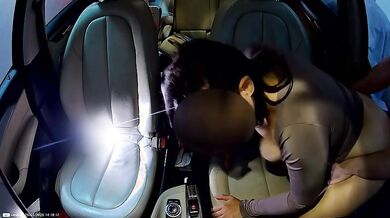 Voglio che mi scopi in macchina come una puttana