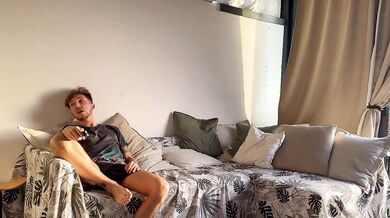 Faccio le corna al mio fidanzata facendo un pompino al suo migliore amico