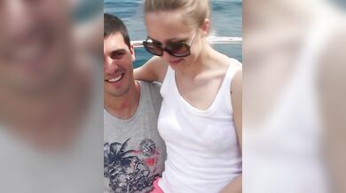 SCOPATA IN BARCA DA AMICI