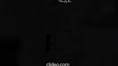 Ragazza esibizionista fica da scopare