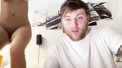 Fidanzata tettona 18 enne scopata dal suo ragazzo