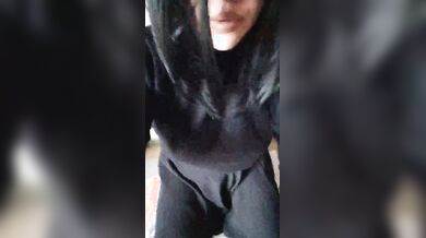 Vorrei tanto saltare sopra un cazzo cosi