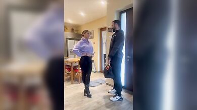 Non ha soldi e salda il conto con l'idraulico in natura