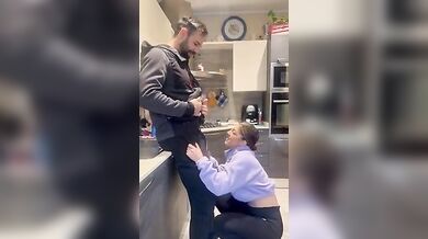 Non ha soldi e salda il conto con l'idraulico in natura