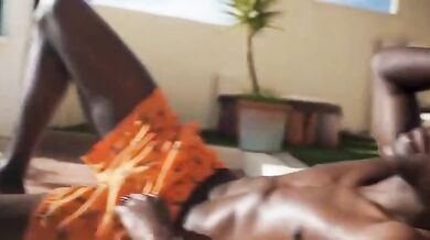 Primo trio con ragazze di colore coppia italiana