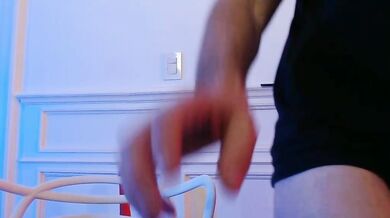 Coppia italina masturbazione sega e leccata di fica in live