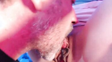 Coppia italina masturbazione sega e leccata di fica in live