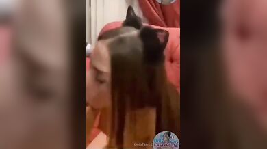 Miagola gattina,succhiami il cazzo e poi scopami