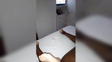 Mio marito mi guarda scopare con un nero