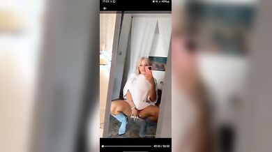 Guarda questo intimo - come mi sento porca oggi